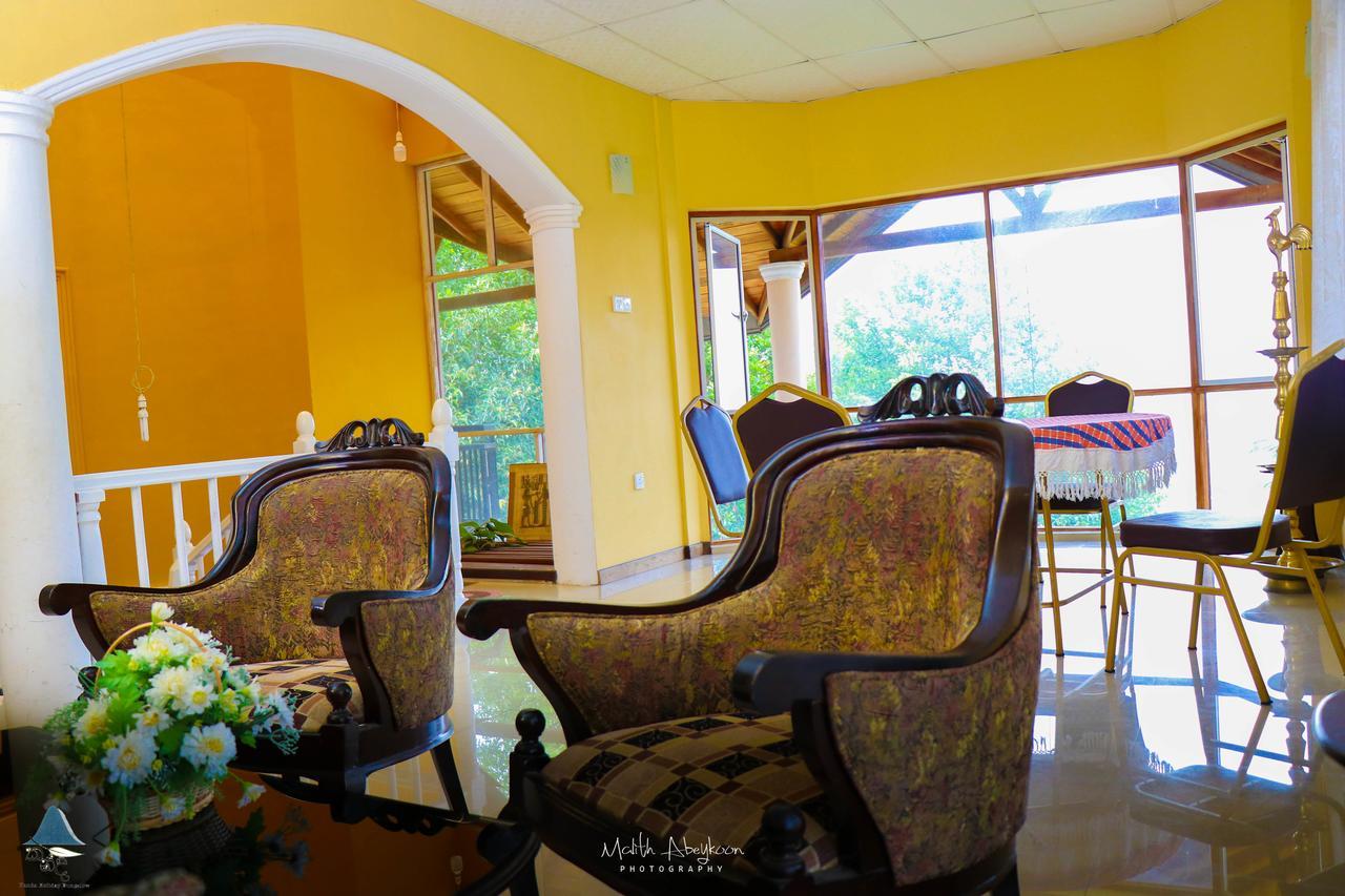 Kanda Holiday Bungalow แคนดี้ ภายนอก รูปภาพ
