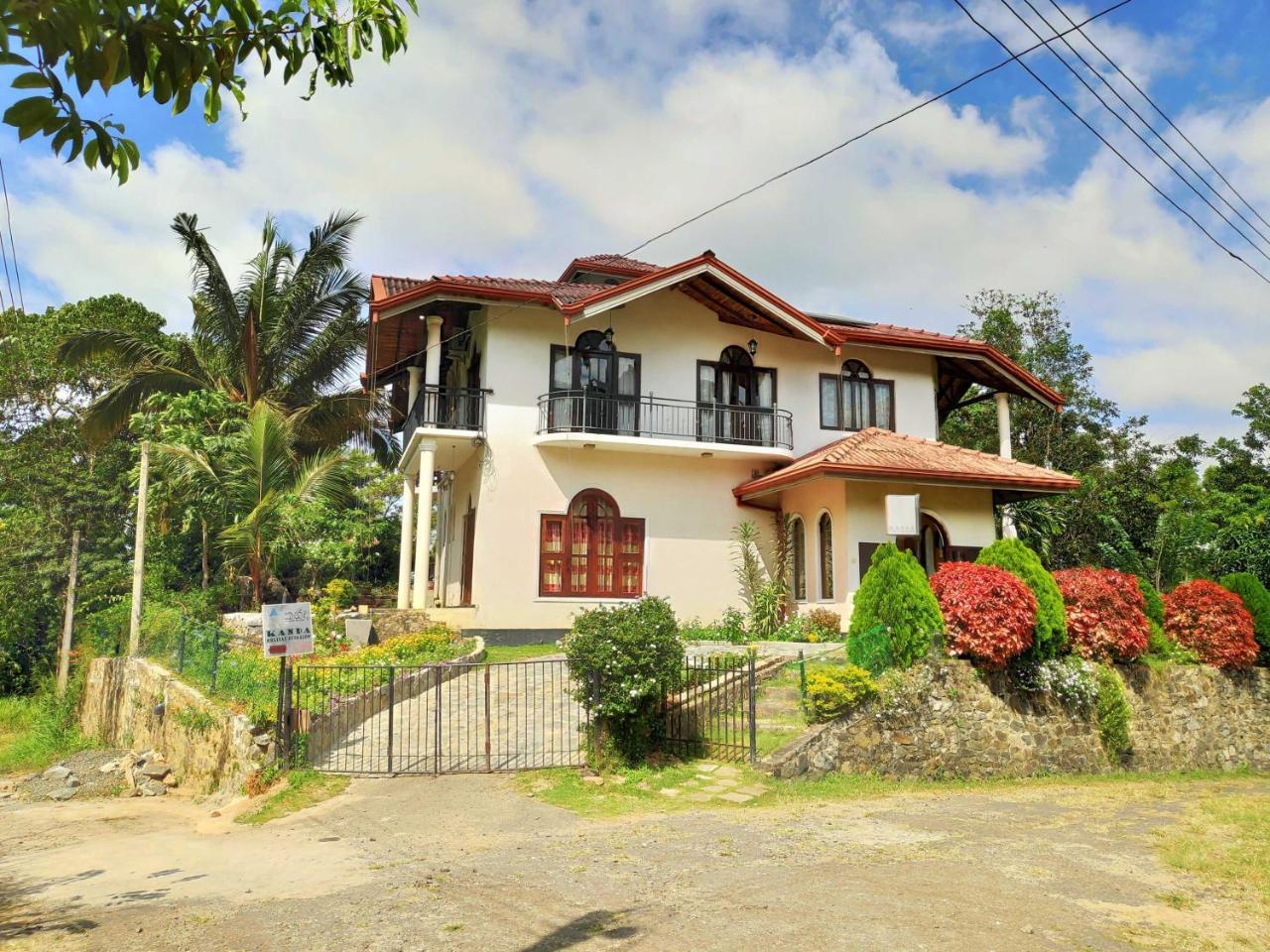 Kanda Holiday Bungalow แคนดี้ ภายนอก รูปภาพ